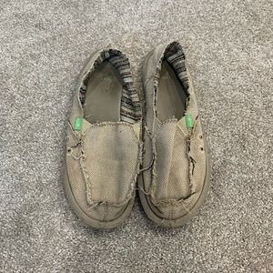 Sanuk Donna Women’s slip on shoe tan